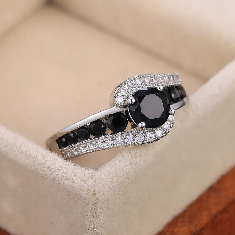 EFLAVOUR™ Special-interest Black Stone Women Wedding Ring