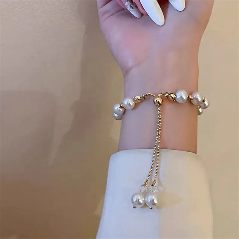 EFLAVOUR™ Baroque Pearl: Unique Elegance Bracelet"