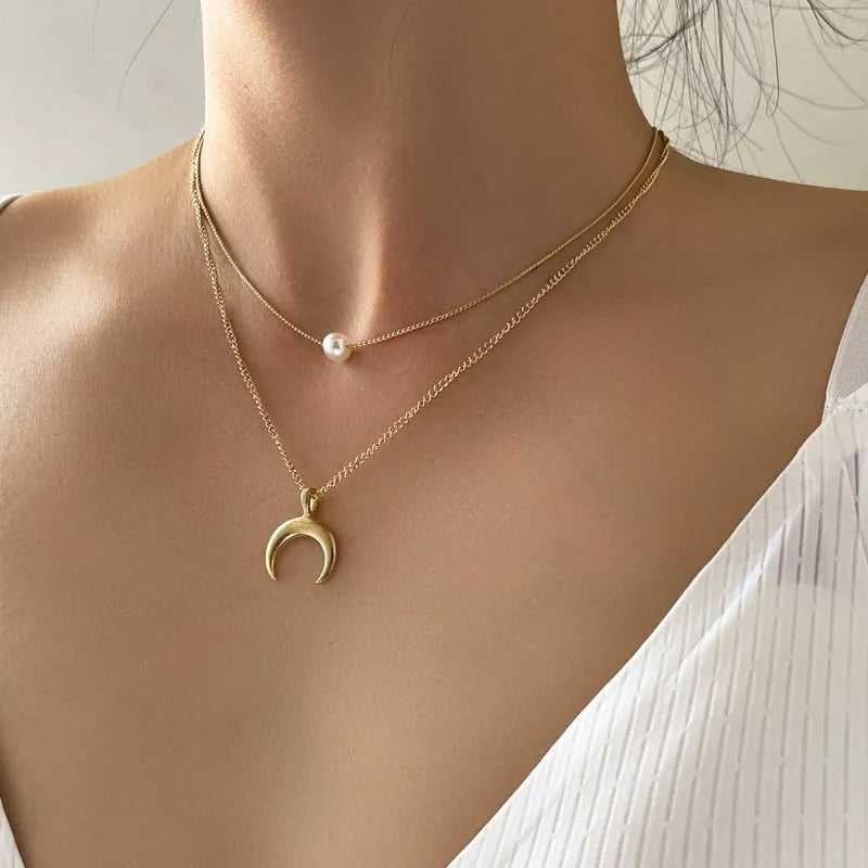 EFLAVOUR™ New Cold Wind Crescent Pendant Double Layer